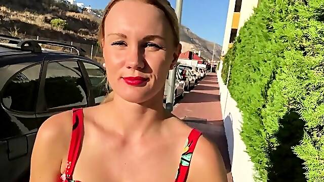 Ivy Roses - Masturbation in Public
