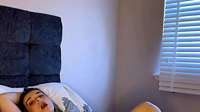 Lovely Amateur teen brunette masturbating outdoor