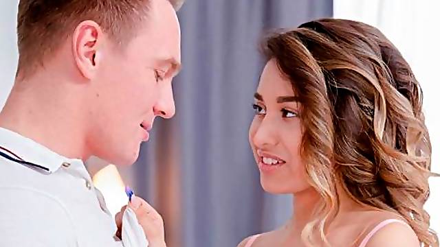 Tattooed hottie with big boobs Roxy Lips screwed from behind