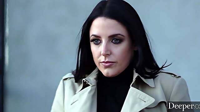 Ivy Lebelle and Maitland Ward got down and dirty with a handsome dude, in the night club