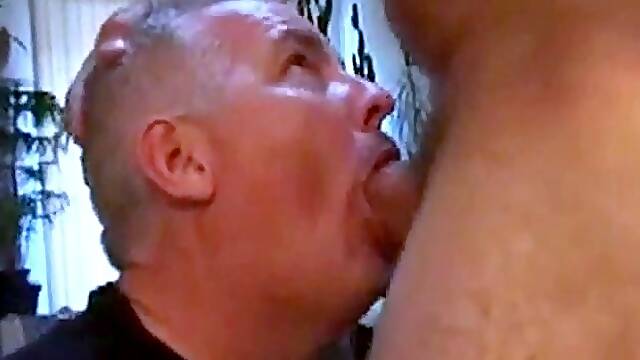 Daddys Big Cock Swallowed by Horny Amateur