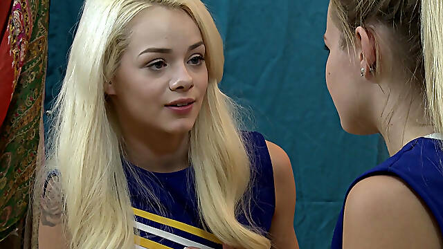 Gorgeous schoolgirls Elsa Jean and Scarlett Sage try lesbian sex for the first time