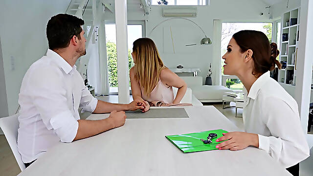 Real estate-cum-escort agent Alyssa Reece knows how to make sales