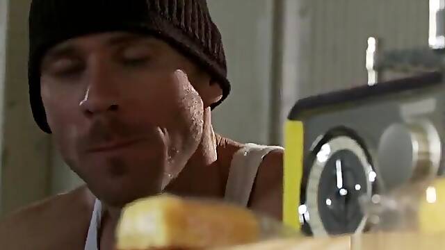 Mellow dusky MILF Ariella Ferrera giving a hot handjob