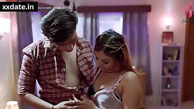 Uncle Ka Mota Kala Lund Dekh Kr Kuvari Ladki Ki Chut Machal Gyi Or Not Uncle Ko Boli Meri Chut Ko