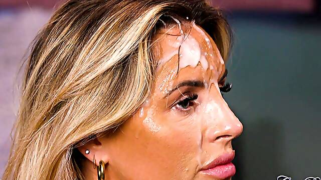 Best Secretary Ever gets Huge Facial