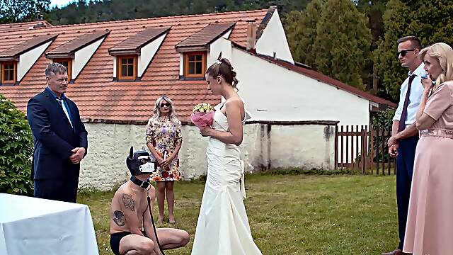 Hot brides in nylon stockings have sex with a guy in the open air