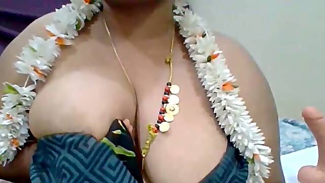 Hyderabad Telugu Bigboobs Jasmine Flowers Aunty messy Talks For Stepbrother Puffy Nipples rubdown wiggling