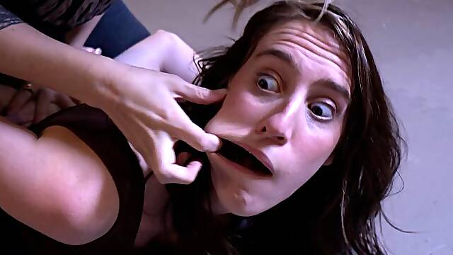 Apocalypse Catfight 4