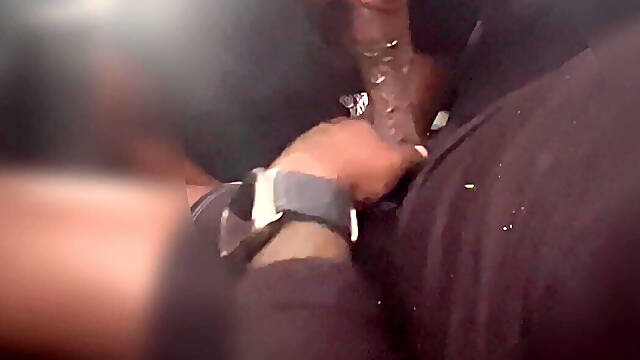 She Had a Limited Time to Suck the Cum Out