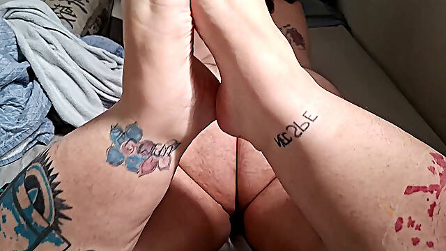 Close up BBW Feet - Short Toenails, No Nail Polish